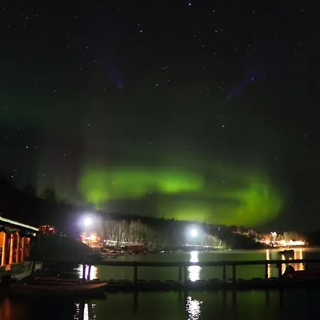 Jarfjord Arctic Aurora Lodge